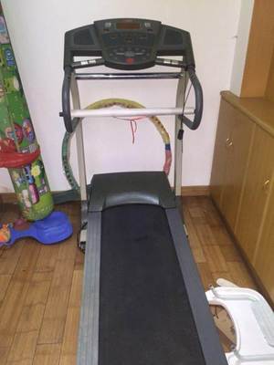 哈爾濱道里區轉讓新貴族跑步機，搬家急售800元可議